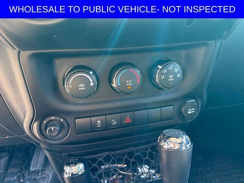 Used 2015 Jeep Wrangler Unlimited Sport AWD/4WD image 16