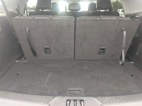 Used 2024 Ford Explorer XLT w/ Equipment Group 202A image 30