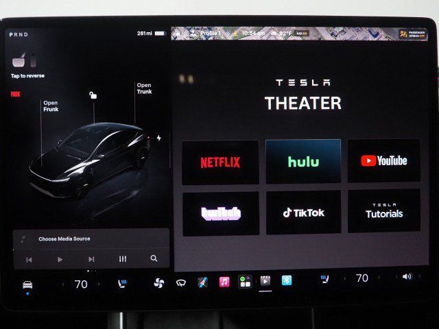 Used 2026 Tesla Model Y Long Range RWD image 44