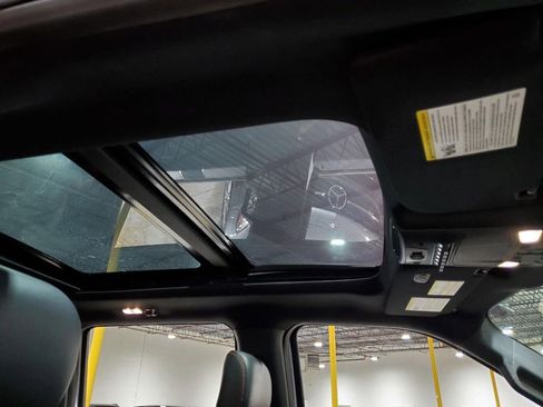 Used 2018 Ford F150 Raptor w/ Equipment Group 802A Luxury image 16