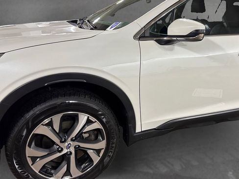 Used 2020 Subaru Outback Limited AWD/4WD image 12
