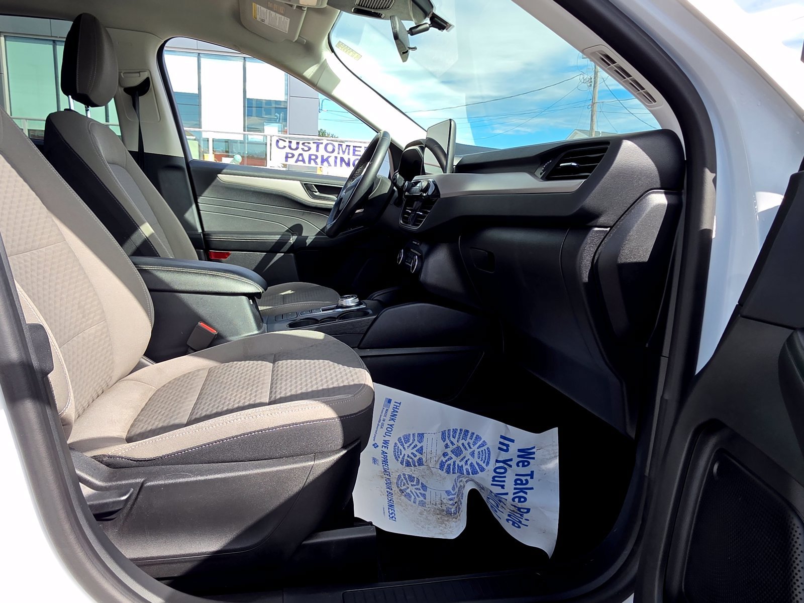 Used 2022 Ford Escape SE w/ SE Sport Appearance Package AWD/4WD image 35