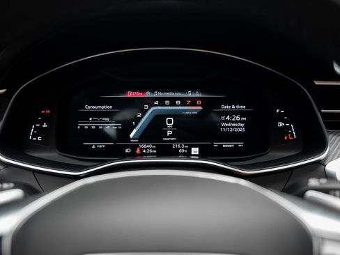 Used 2024 Audi S6 Premium Plus w/ Premium Plus Package image 47