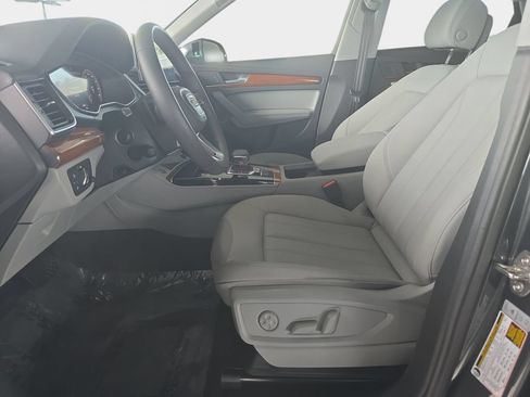 Certified 2023 Audi Q5 2.0T Premium Plus w/ Premium Plus Package AWD/4WD image 21