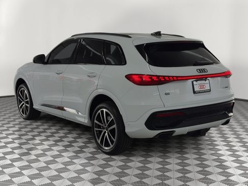 New 2026 Audi Q5 Premium AWD/4WD image 3