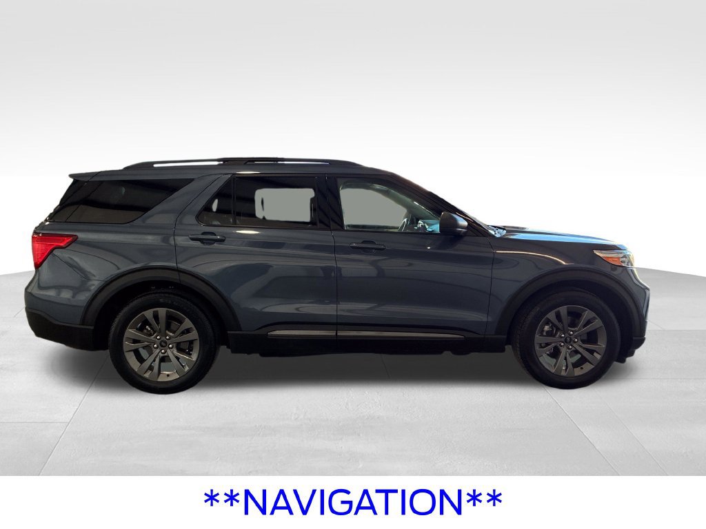 Certified 2021 Ford Explorer XLT w/ Equipment Group 202A RWD image 9