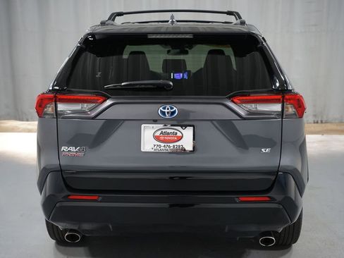 Used 2023 Toyota RAV4 SE w/ Weather & Moonroof Package image 7