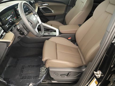 New 2025 Audi Q5 2.0T Premium Plus image 23