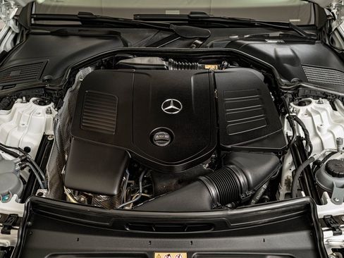 Certified 2025 Mercedes-Benz C 300 4MATIC Sedan image 41