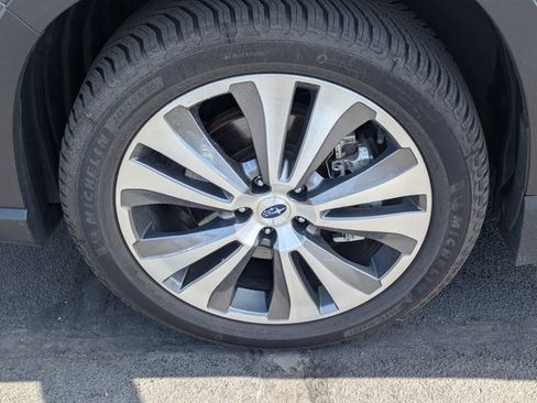 Used 2022 Subaru Ascent Limited w/ Technology Package image 12