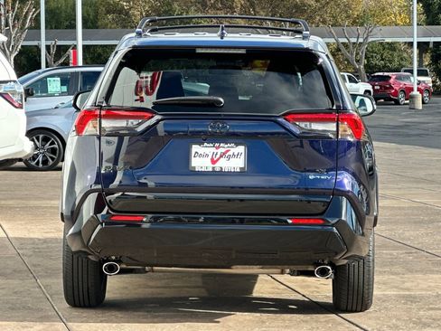 Certified 2025 Toyota RAV4 SE w/ Weather & Moonroof Package image 6