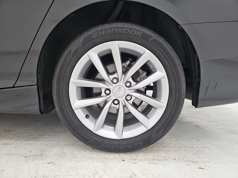 Used 2022 Honda Accord LX image 36