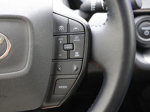 Used 2024 Toyota Prius LE image 20