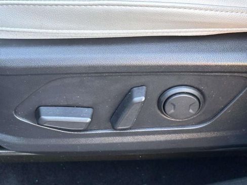 Used 2023 Hyundai Tucson SEL w/ Convenience Package image 16