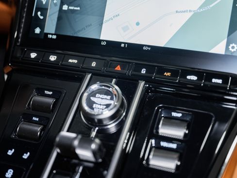 New 2026 Aston Martin V8 Vantage S image 24