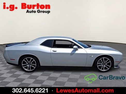 Used 2023 Dodge Challenger R/T RWD image 7