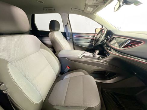 Used 2019 Buick Enclave Preferred w/ LPO, Luxury Package image 31