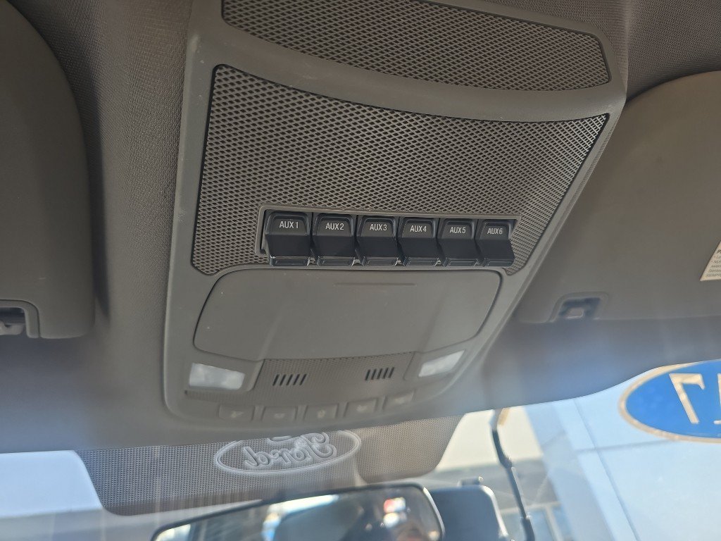 Used 2017 Ford F250 XL w/ Power Equipment Group AWD/4WD image 30