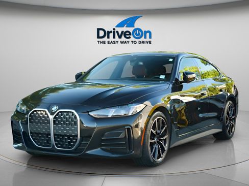 Used 2025 BMW 430i xDrive image 3