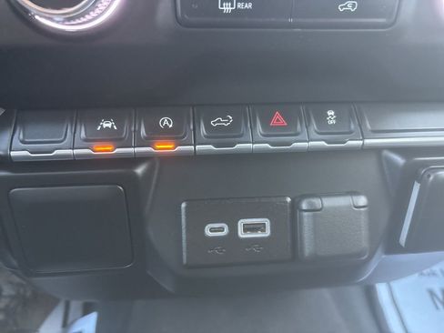 Used 2022 GMC Sierra 1500 Pro w/ Pro Value Package image 27