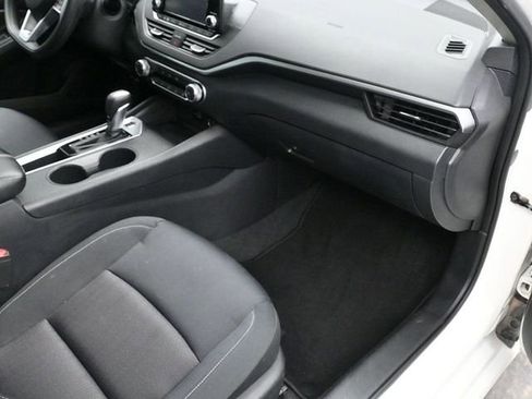 Used 2021 Nissan Altima 2.5 S image 9