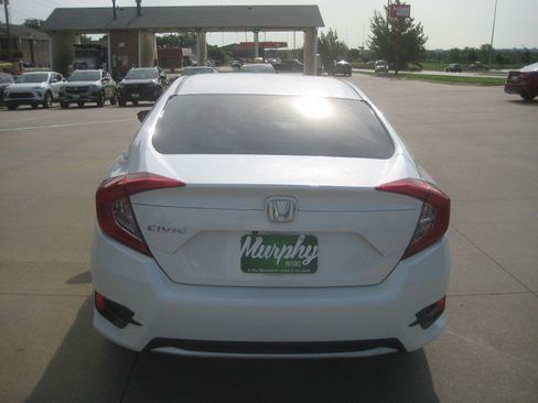 Used 2019 Honda Civic LX image 6