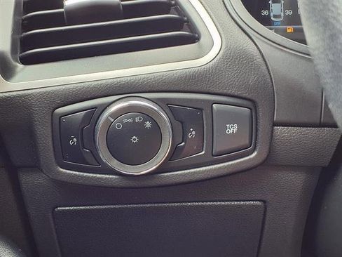 Used 2024 Ford Edge SEL AWD/4WD image 18