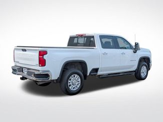 Used 2025 Chevrolet Silverado 2500 LTZ w/ LTZ Convenience Package AWD/4WD video 3