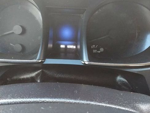 Used 2015 Toyota Avalon XLE image 13