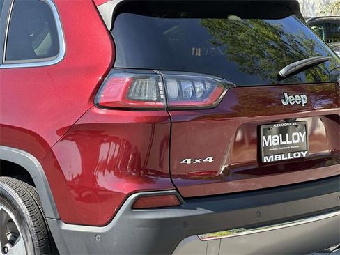 Used 2021 Jeep Cherokee Limited w/ Mopar Interior Package image 6