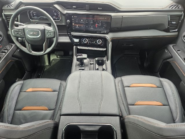 Used 2025 GMC Sierra 1500 AT4 w/ AT4 Premium Package AWD/4WD image 26