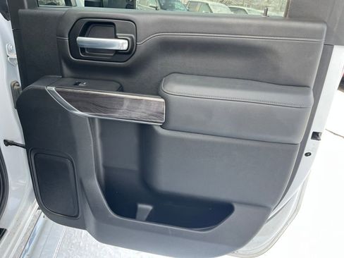 Used 2020 Chevrolet Silverado 2500 LTZ w/ LTZ Premium Package image 23