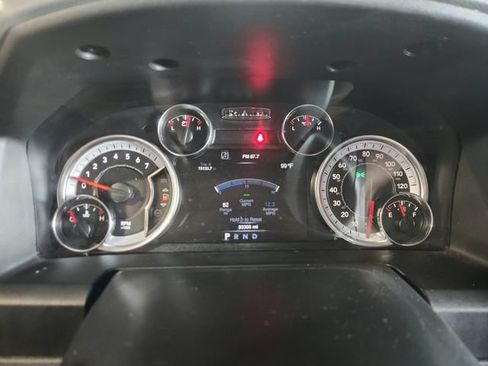 Used 2019 RAM 1500 Classic SLT w/ SLT Plus D←cor Group AWD/4WD image 20