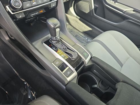 Used 2020 Honda Civic EX image 24