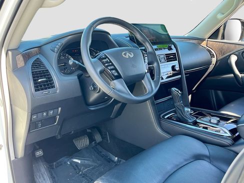 Used 2024 INFINITI QX80 Premium Select w/ Cargo Package AWD/4WD image 9