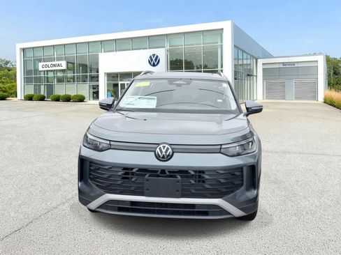New 2026 Volkswagen Tiguan SE AWD/4WD image 2