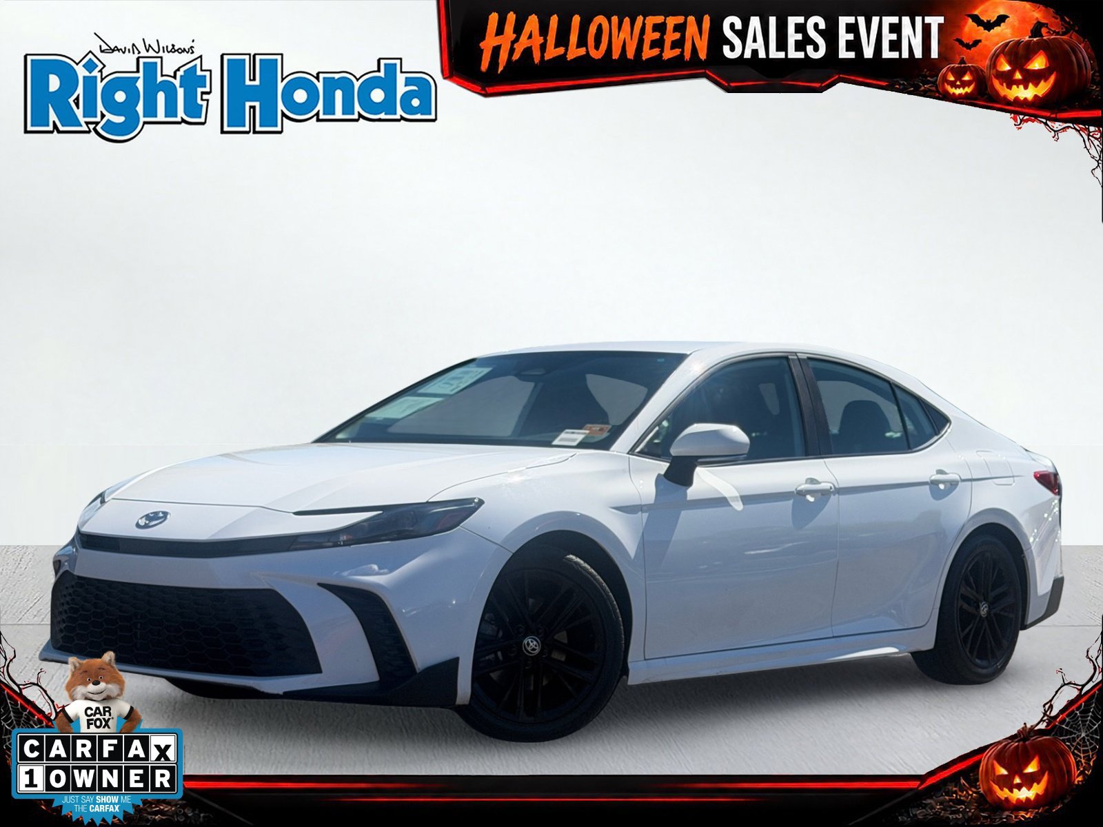 Used 2025 Toyota Camry SE FWD image 1