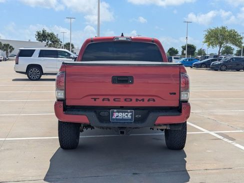 Used 2021 Toyota Tacoma TRD Off-Road w/ Technology Package image 6