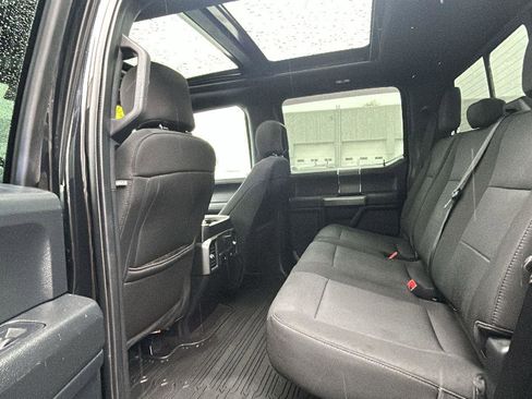 Used 2020 Ford F150 XLT w/ Equipment Group 302A Luxury AWD/4WD image 34