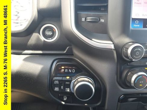 Used 2022 RAM 1500 Big Horn AWD/4WD image 27