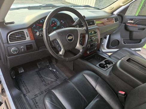 Used 2012 Chevrolet Tahoe LT w/ Texas Edition RWD image 17