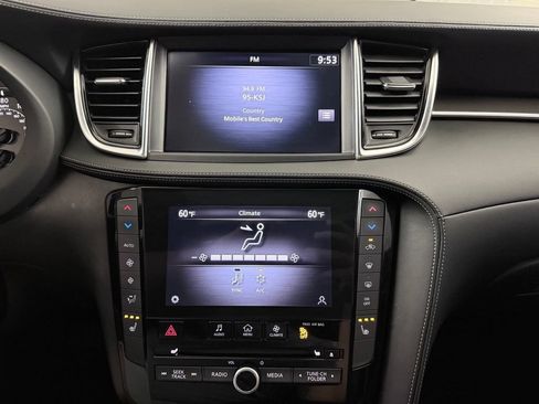 Certified 2023 INFINITI QX50 Luxe FWD image 18