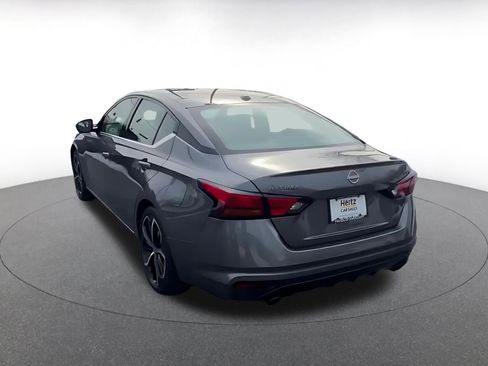 Used 2025 Nissan Altima 2.5 SR image 10