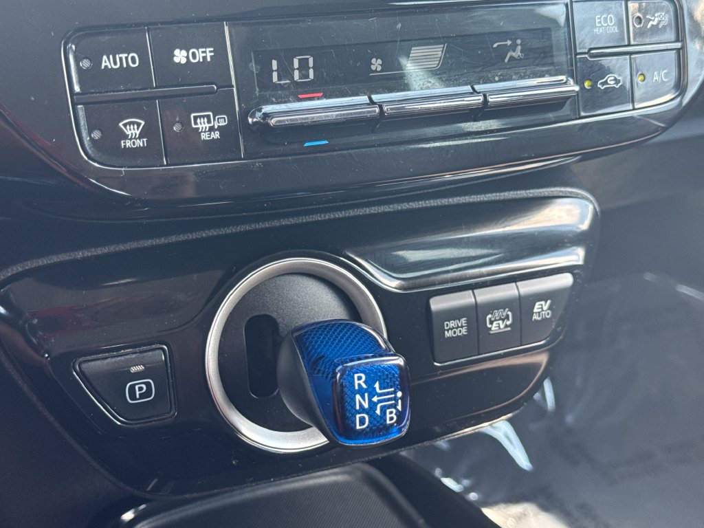 Used 2022 Toyota Prius Prime LE FWD image 22