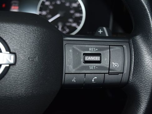 Certified 2025 Nissan Rogue S image 8