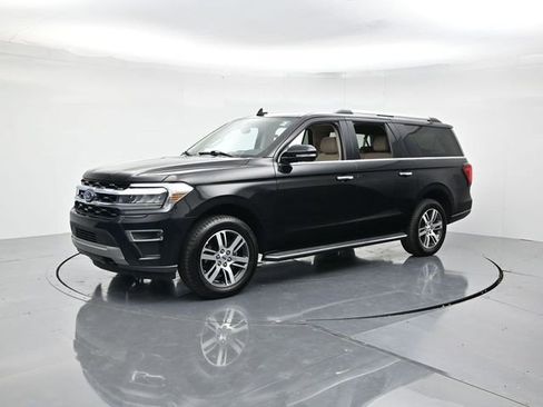 Used 2023 Ford Expedition Max Limited image 5