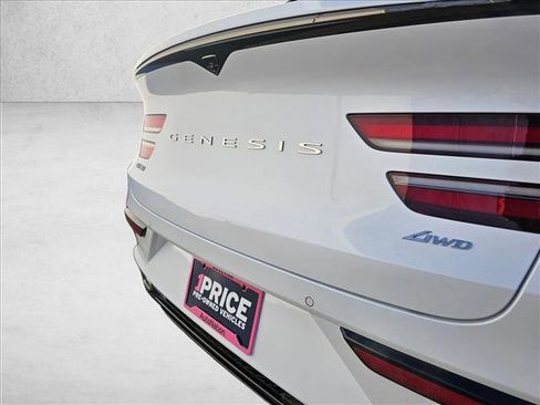 Used 2025 Genesis GV80 3.5T e-SC image 12