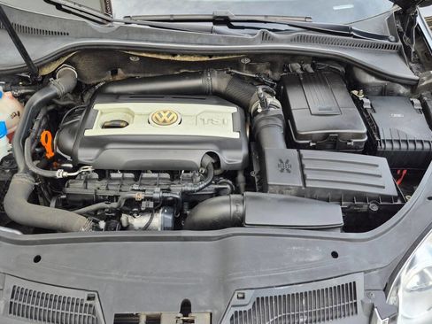 Used 2009 Volkswagen Jetta SEL image 56