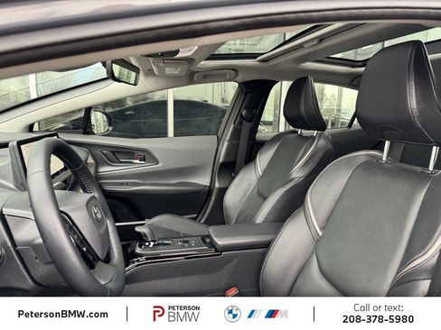 Used 2024 Toyota Prius XLE image 16