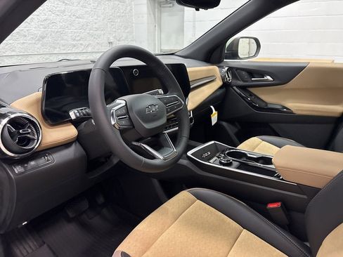 New 2026 Chevrolet Equinox ACTIV w/ Convenience Package III image 15